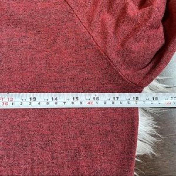 Aritzia TNA crew neck long sleeve top - Picture 2 of 2